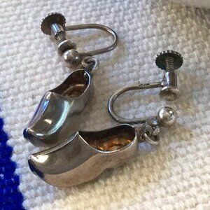 .825 Silver Dutch Clog Screw-Back Earrings – Vintage Souvenir